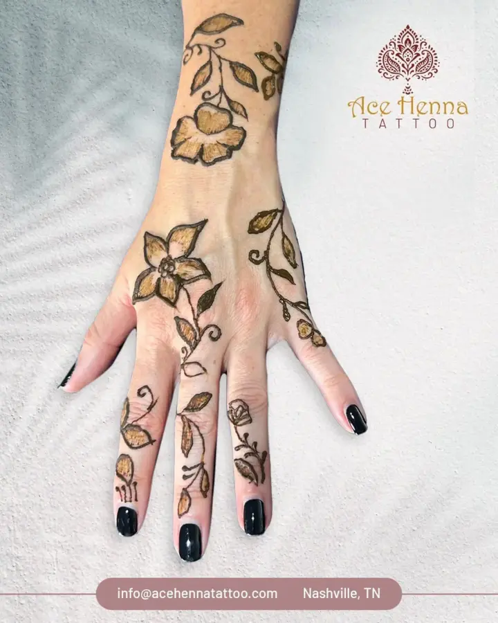 Custom henna art